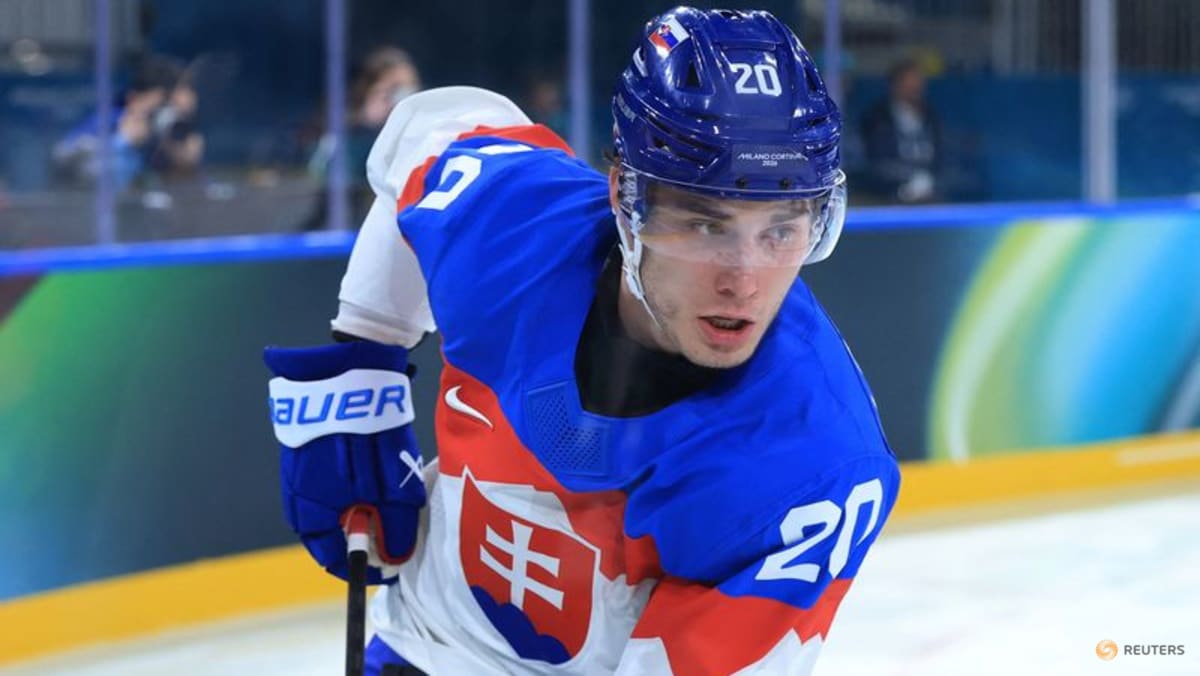 Ice hockey-Slafkovsky eager for Santagiulia return despite home-game feel for Slovakia at smaller venue