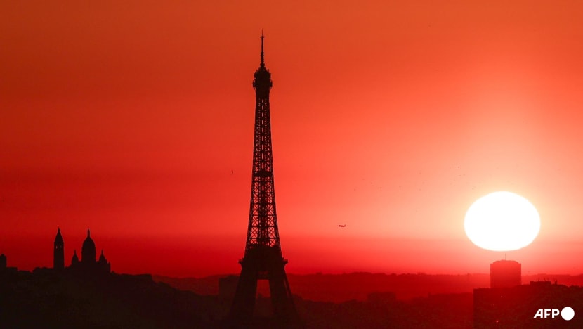 France shuts schools as heatwave grips Europe, sea off Spain at record high temperatures