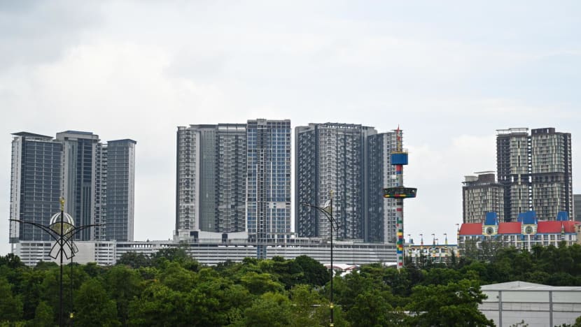 Johor-Singapore SEZ: Passport-free travel hailed as ‘game-changer’ but observers debate size, scope of proposed zone Johor-Singapore SEZ: Passport-free travel hailed as ‘game-changer’ but observers debate size, scope of proposed zone