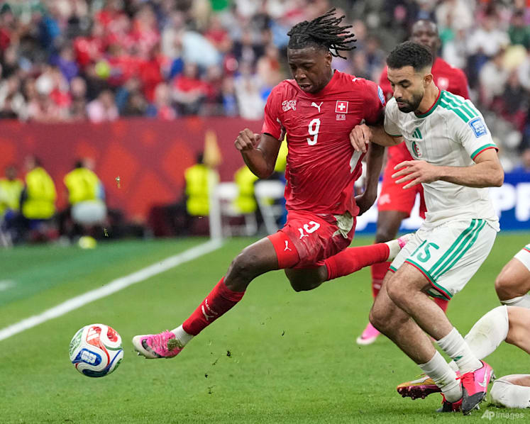 Slick Switzerland sweep past Algeria into World Cup last 16