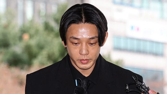 涉毒首次出庭　刘亚仁：再次说声对不起