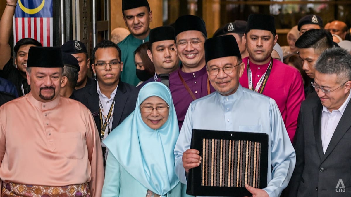 Malaysia PM Anwar’s 2027 budget spreads the goodies, but will it win over voters?
