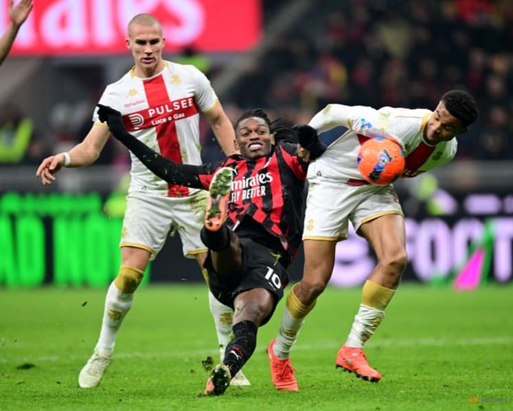 Milan salvage unbeaten run in dramatic draw with Genoa