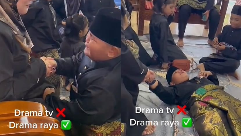 Gelagat budak lelaki minta maaf pada Aidilfitri cuit hati netizen Gelagat budak lelaki minta maaf pada Aidilfitri cuit hati netizen