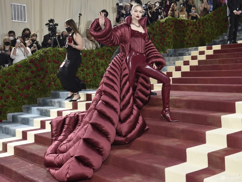 Inside the Met Gala: Celebrities, glamour and 275,000 pink roses Inside the Met Gala: Celebrities, glamour and 275,000 pink roses