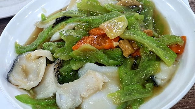 食谱：苦瓜蒜蓉炒鱼片