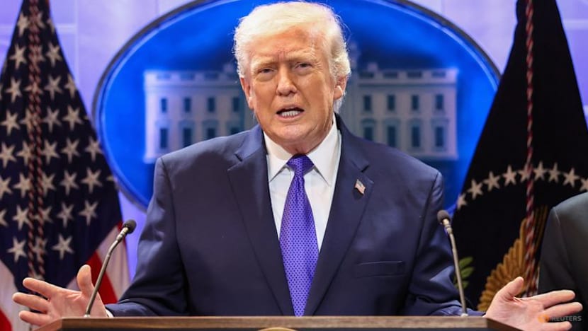 Trump's Tariff Tsunami! Court Slap Ignites Trade War?!