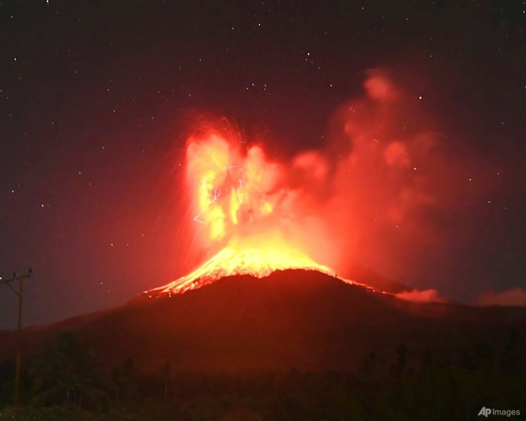 Indonesia's Mount Lewotobi Laki-laki erupts again, spews ash plume 18km high