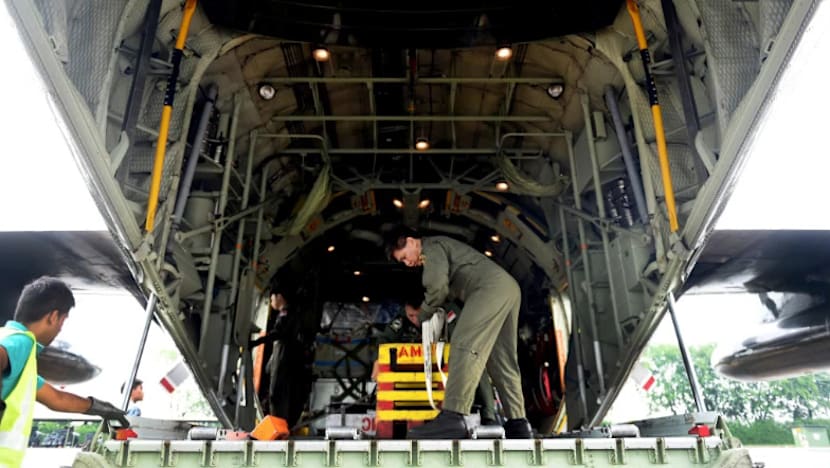 RSAF, S’pore Red Cross step up aid relief in Nepal