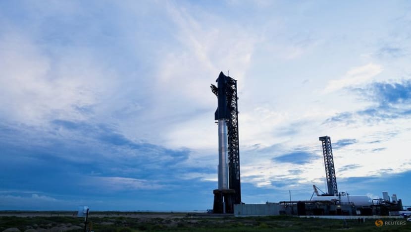 SpaceX eyes Starship reusability milestones in rocket's tenth flight test SpaceX eyes Starship reusability milestones in rocket's tenth flight test