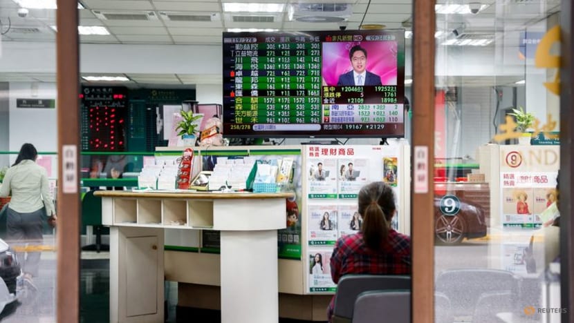Taiwan stocks plummet, president pledges 'golden age' with US Taiwan stocks plummet, president pledges 'golden age' with US
