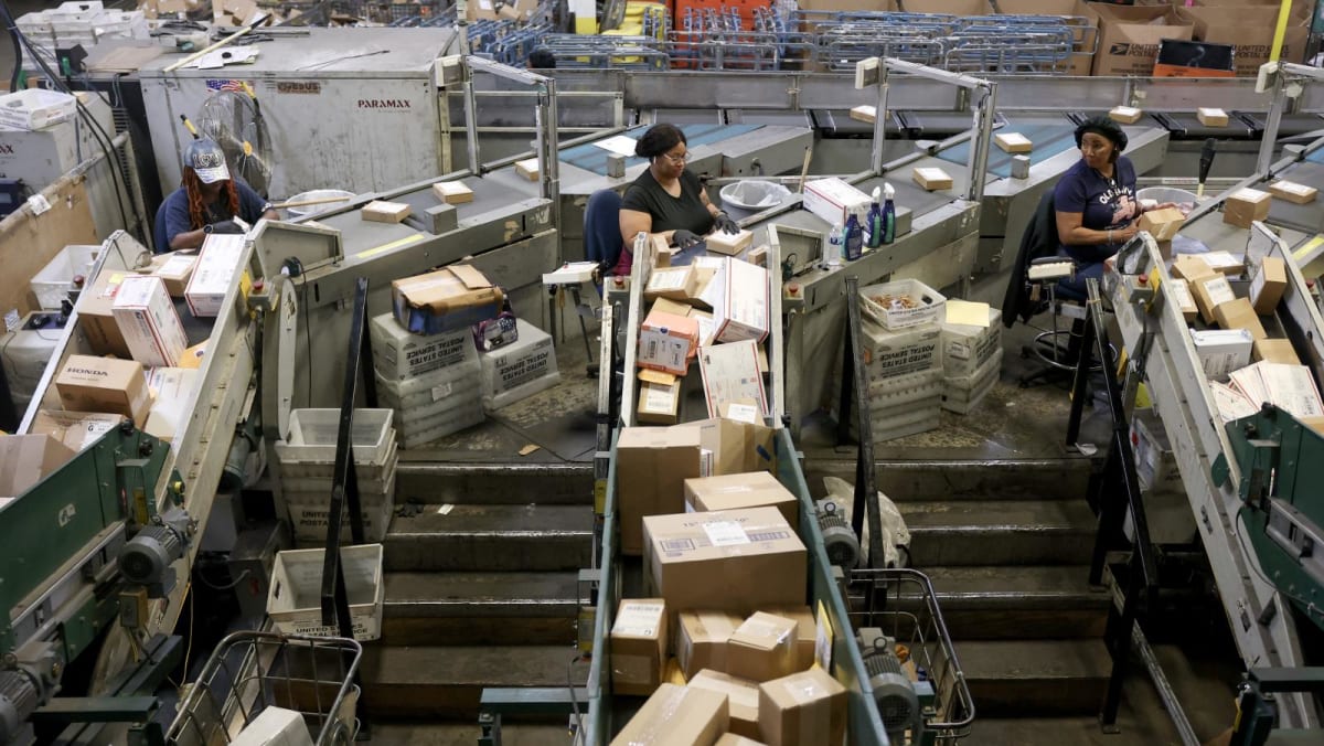US Postal Service to accept inbound parcels from China after suspension
