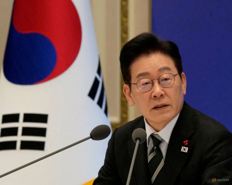 South Korea's Lee urges US visa reforms, raises defence role in talks with senators