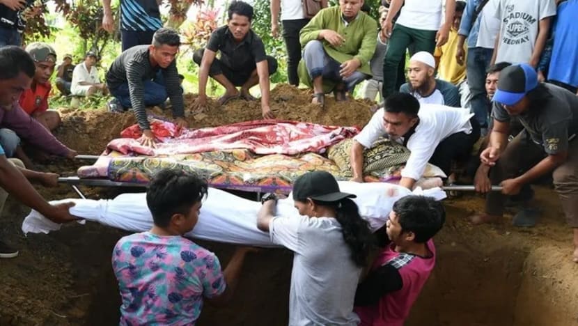 2 mangsa rentung akibat kebakaran selamat dikebumikan