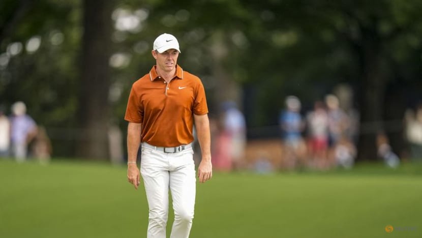 Report: Rory McIlroy using new driver after forced switch Report: Rory McIlroy using new driver after forced switch