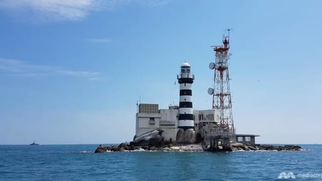 马国注册油船白礁附近沉没 八船员全获救