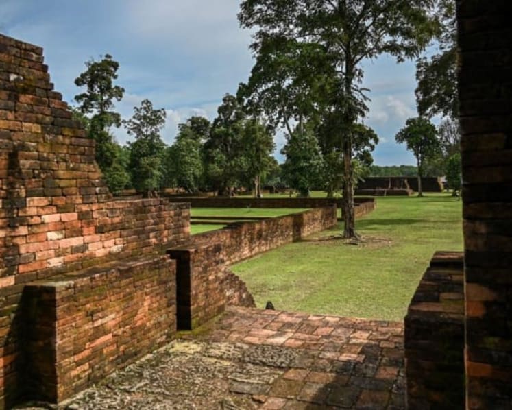   Menguak misteri: Derap lamban dan sunyi pemugaran kompleks candi kuno Muaro Jambi