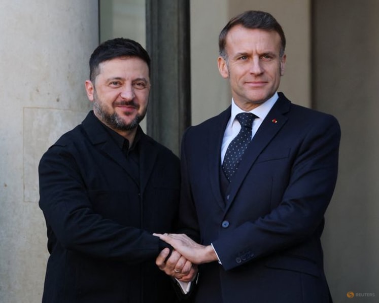 Ukraine security guarantees to include binding commitments, draft Paris summit statement shows