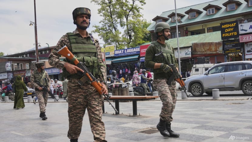 India PM vows to pursue Kashmir attackers to 'ends of the Earth'