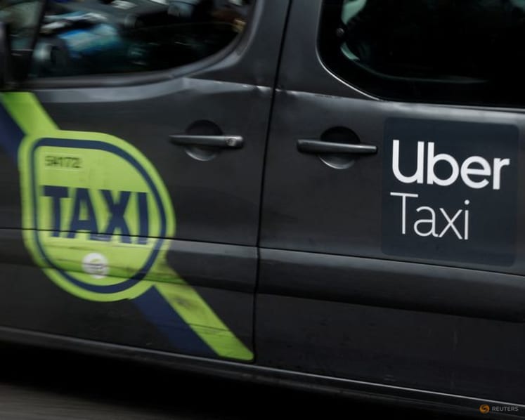Uber wins bid to throw out UK mass lawsuit by black cab drivers