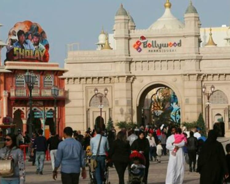 Dubai's troubled theme park operator to go private