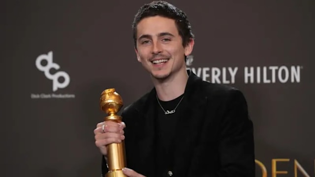 打败Leonardo DiCaprio，Timothée Chalamet夺金球奖“音乐及喜剧类最佳男主角”