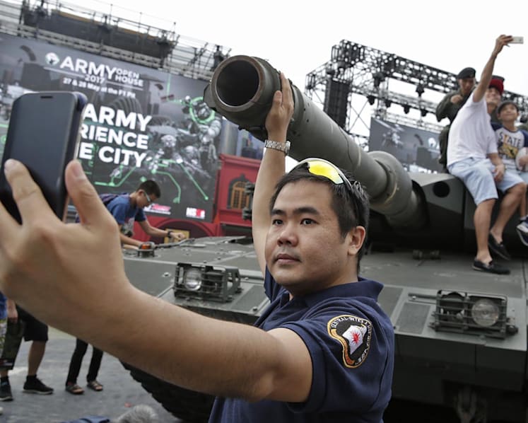 Army Open House extends to Monday
