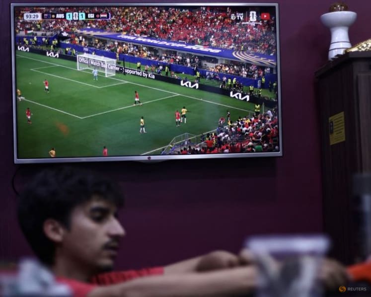 In soccer-crazy Brazil, streaming upstart pulls World Cup viewers from TV to YouTube