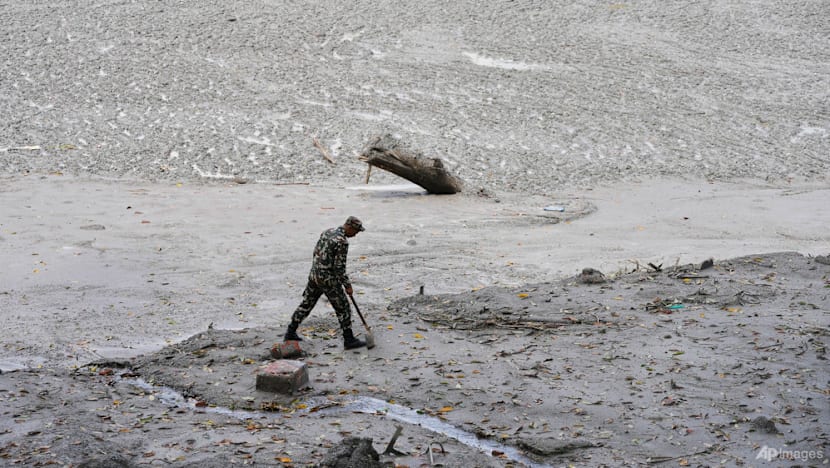 Rich nations should foot climate bill, says Nepal minister