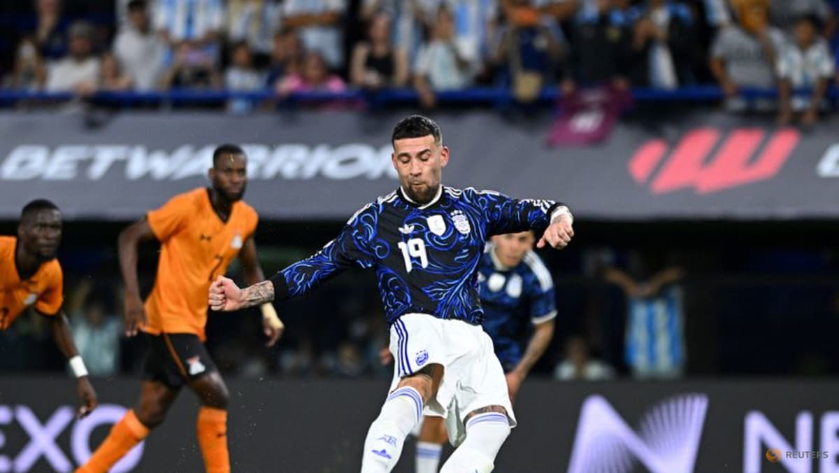 Otamendi, Caicedo cleared to play after FIFA changes World Cup suspension rules