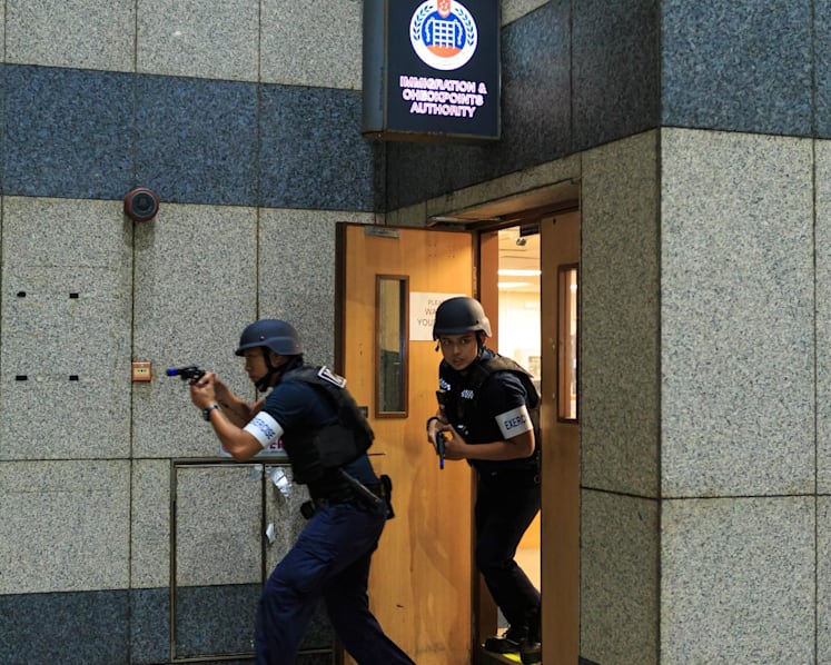 ICA officers to take over from police as first responders to security incidents at Woodlands, Tuas checkpoints