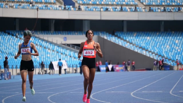 女子200米短跑预赛 我国女飞人珊蒂顺利报到决赛