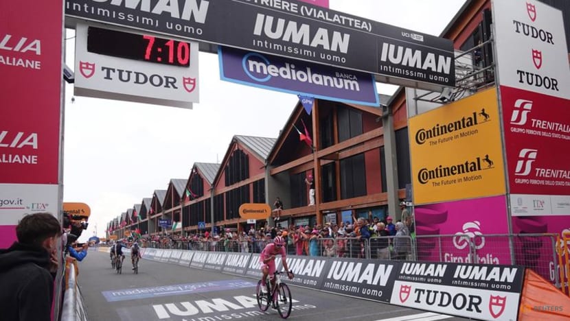 Del Toro 'proud and happy' despite relinquishing Giro lead to Yates