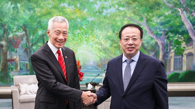 李显龙资政会晤上海市长龚正 双方继续深化合作