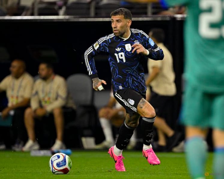 Argentina defender Otamendi retires from international football