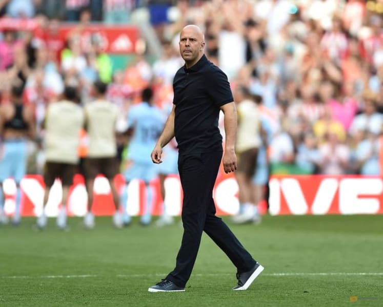 Slot turns down chance to become Netherlands coach