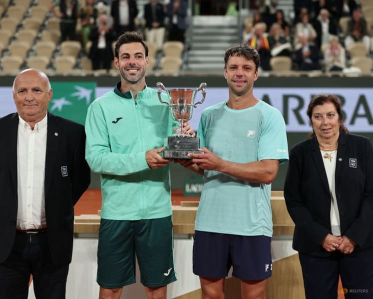 Granollers and Zeballos retain French Open men's doubles title