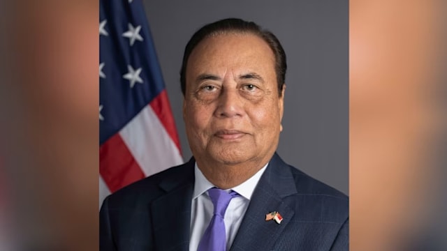 美国驻新加坡大使安贾尼·辛哈 抵达我国展开任期