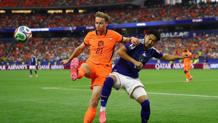 De Jong to start for Dutch against Sweden