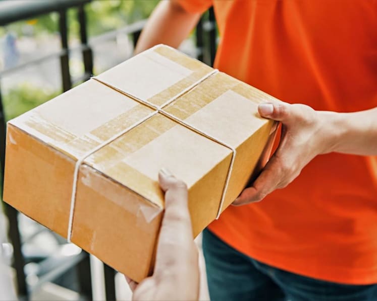 Helping merchants reduce upfront costs and avoid logistical challenges