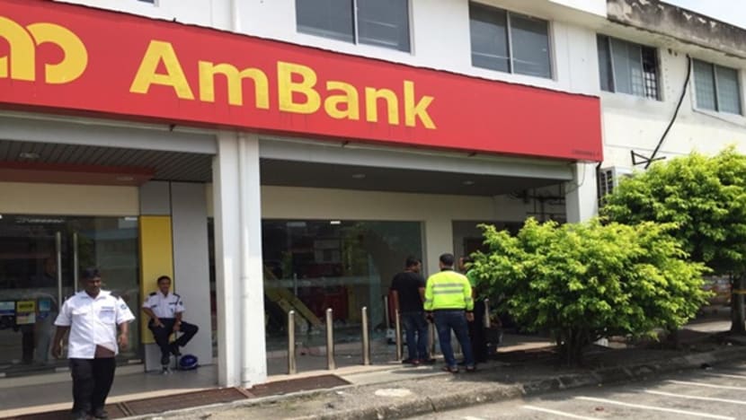 ATM diletupkan, wang tunai RM300,000 dicuri ATM diletupkan, wang tunai RM300,000 dicuri
