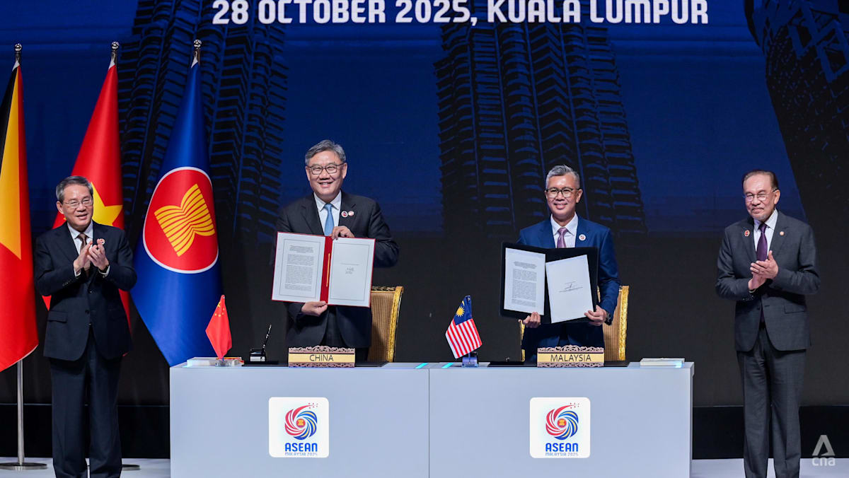 China, ASEAN ink upgraded free trade pact covering digital, green economies, supply chain connectivity China, ASEAN ink upgraded free trade pact covering digital, green economies, supply chain connectivity