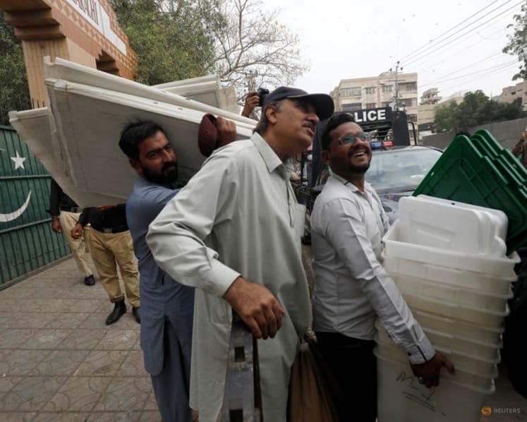 Pakistan election 2024: Who is running and what are the key issues?