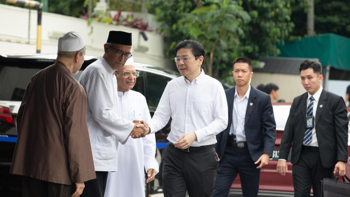 'A force of good': Singapore’s leaders pay respects at funeral of late Puan Noor Aishah