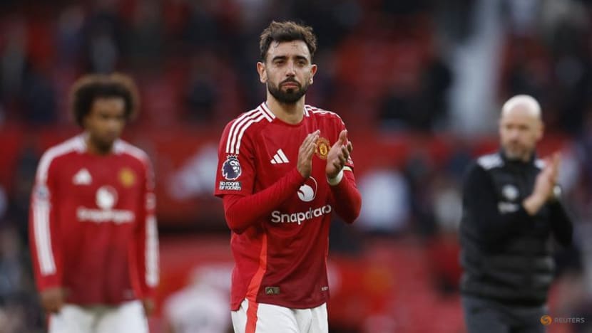 Ten Hag happy to have captain Fernandes back v West Ham as injuries mount