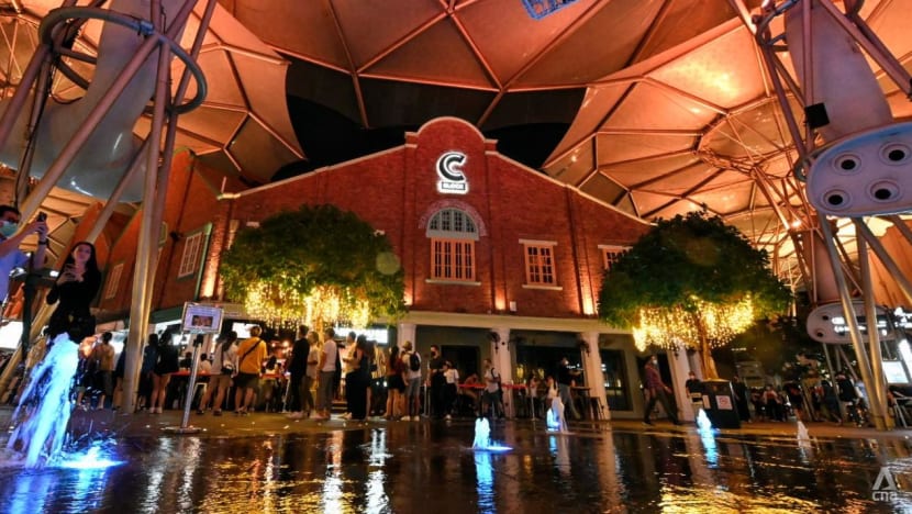 Capacity limits, COVID-19 tests no longer needed at nightlife establishments from Jun 14