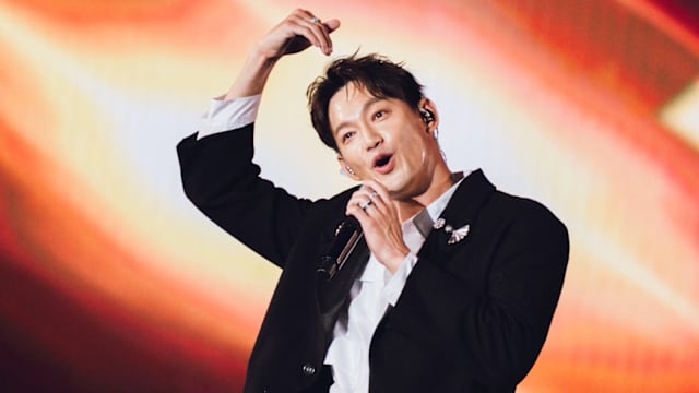 威廉承认闪兵，解释为何没有第一时间道歉