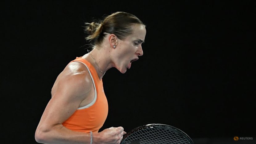HIGHLIGHTS-Australian Open day 10