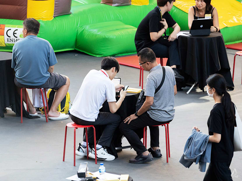 Strained friendships, rejection, harassment: New joiners find it tough going as financial advisers