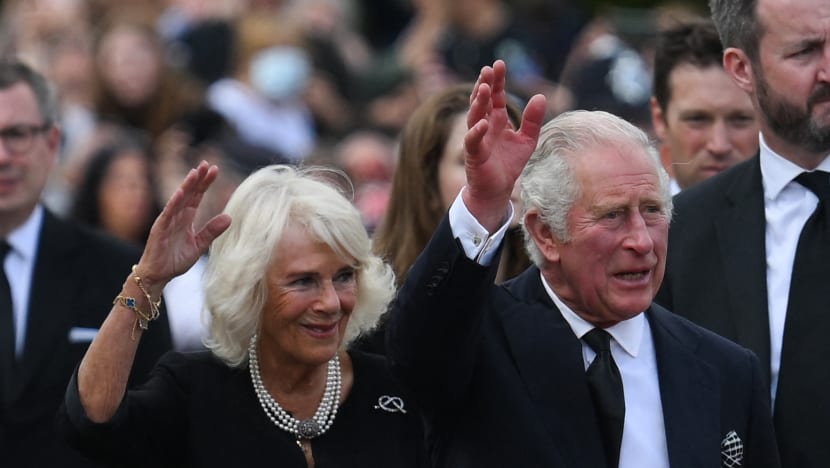 Peruncit UK lapor permintaan 'luar biasa' bagi cenderamata majlis kemahkotaan Raja Charles III Peruncit UK lapor permintaan 'luar biasa' bagi cenderamata majlis kemahkotaan Raja Charles III